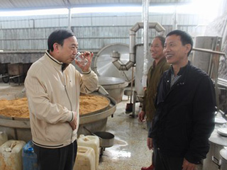 福建省地方稅務(wù)局局長(zhǎng)李國瑛到我公司檢查工作